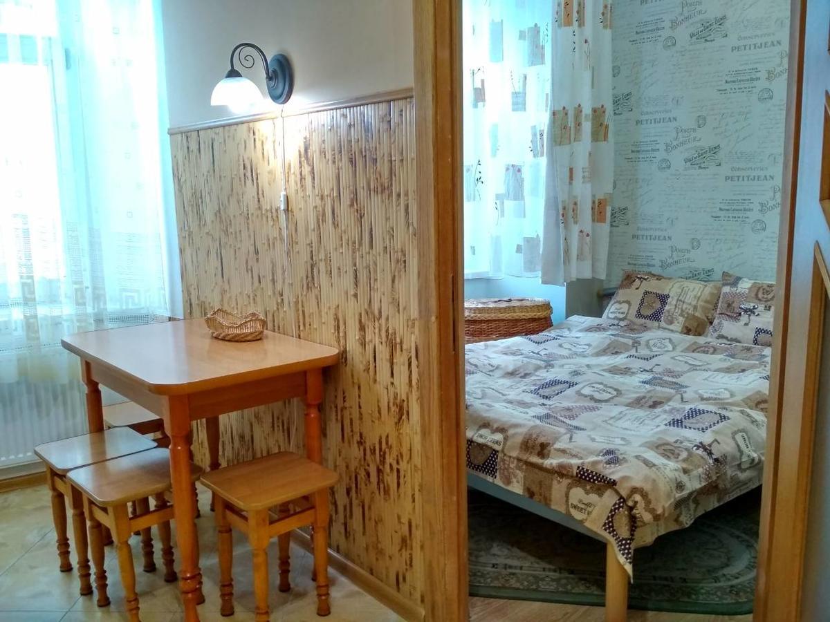Apartment On Virmens'Ka Street Lwów Zewnętrze zdjęcie