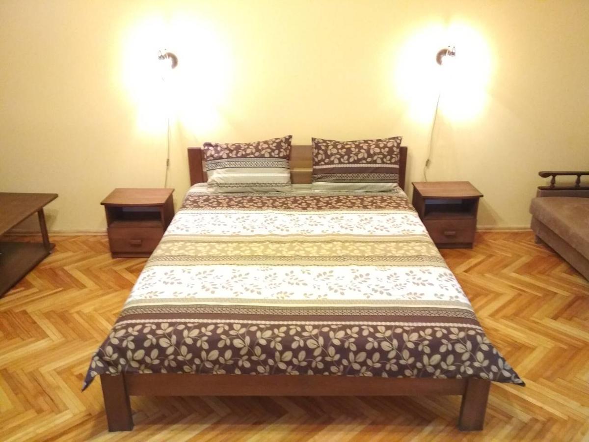Apartment On Virmens'Ka Street Lwów Zewnętrze zdjęcie